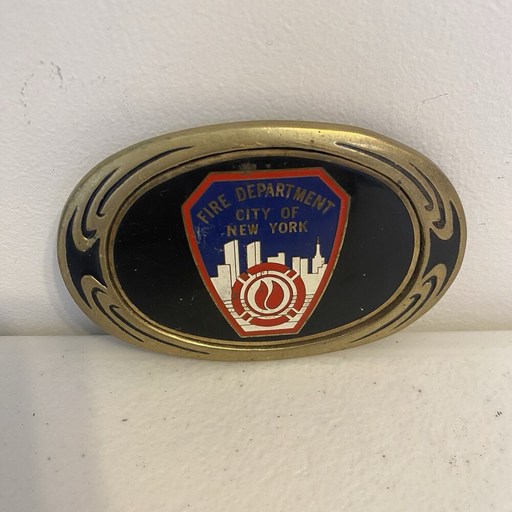 Vintage 1983s Fire Department City Of New York Solid Brass Men’s Belt Buckle - Picture 5 of 6